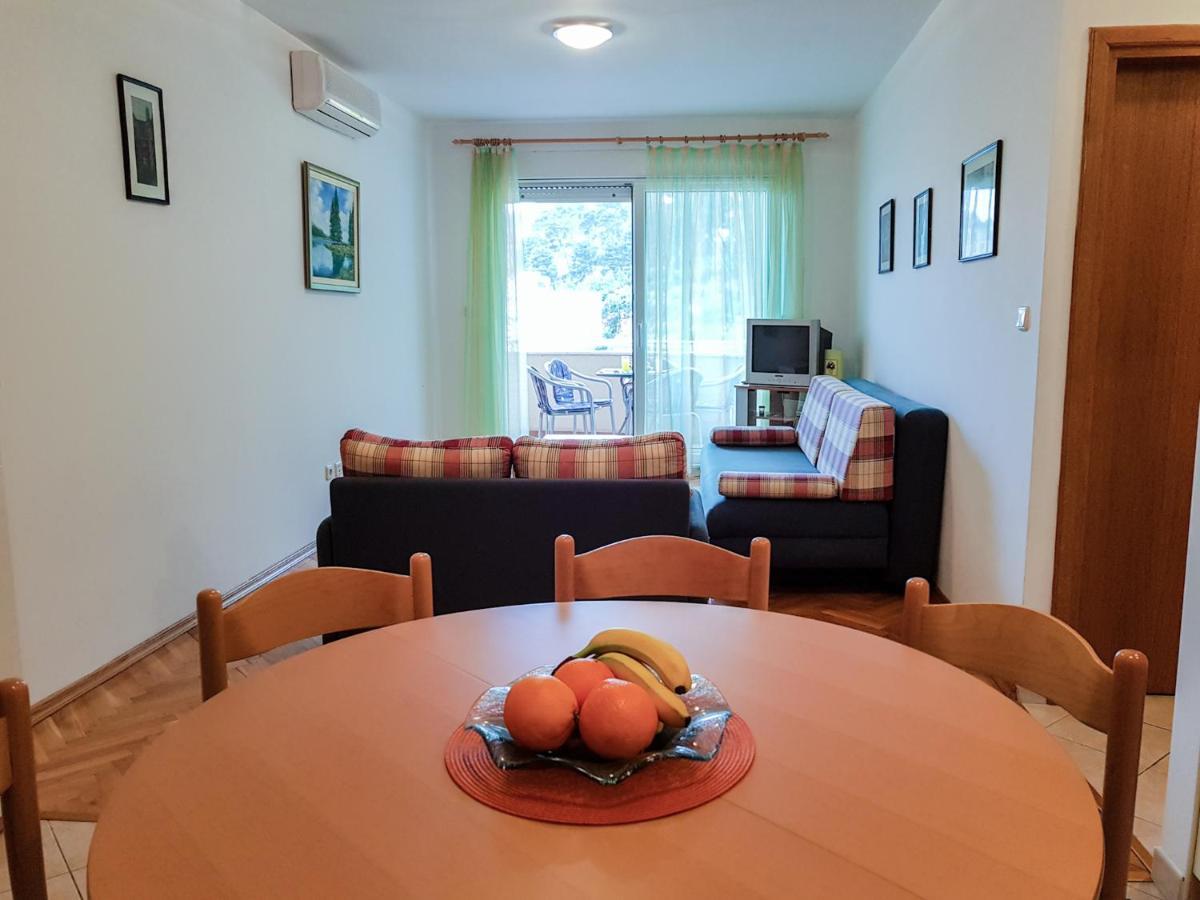 Apartment Smile Baška Voda エクステリア 写真