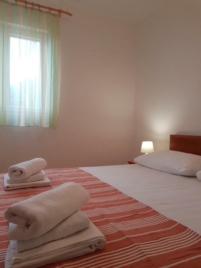 Apartment Smile Baška Voda エクステリア 写真
