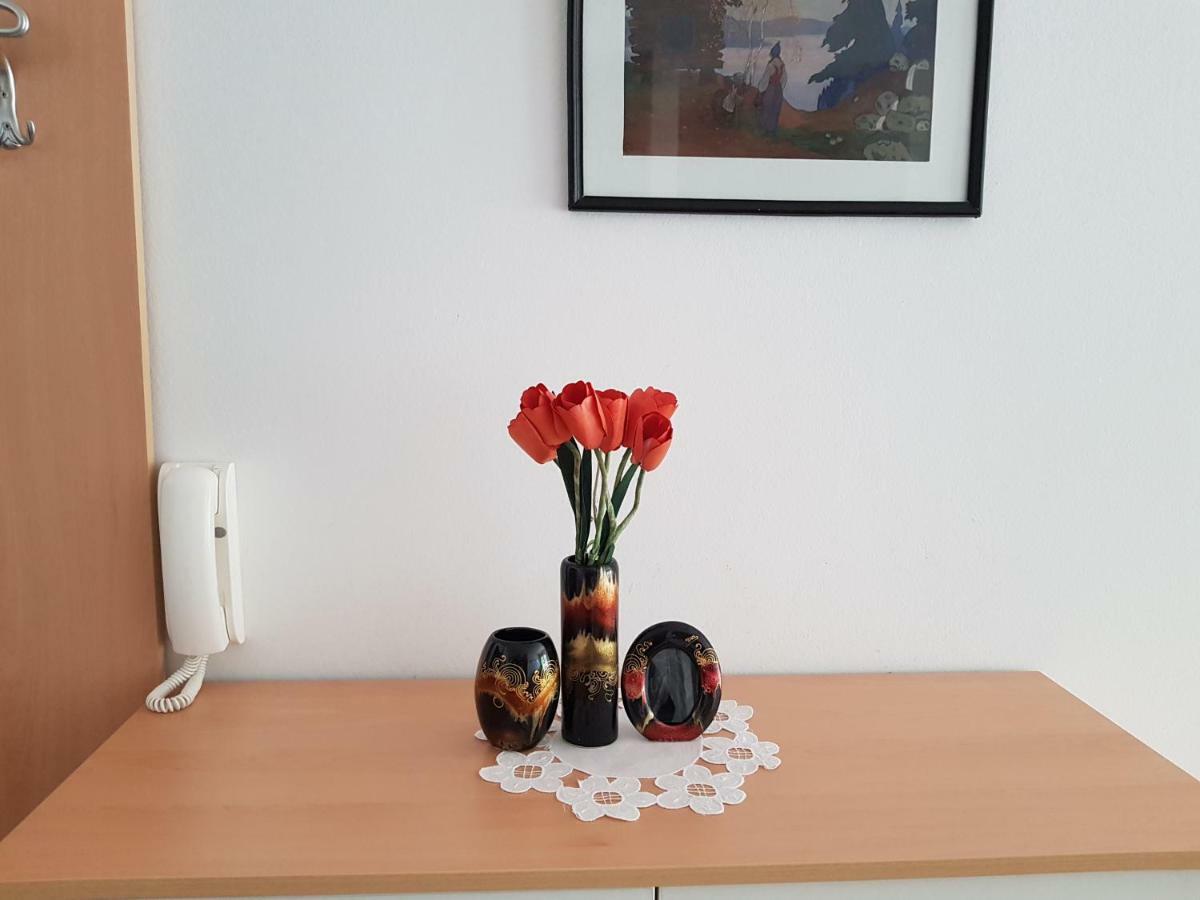 Apartment Smile Baška Voda エクステリア 写真