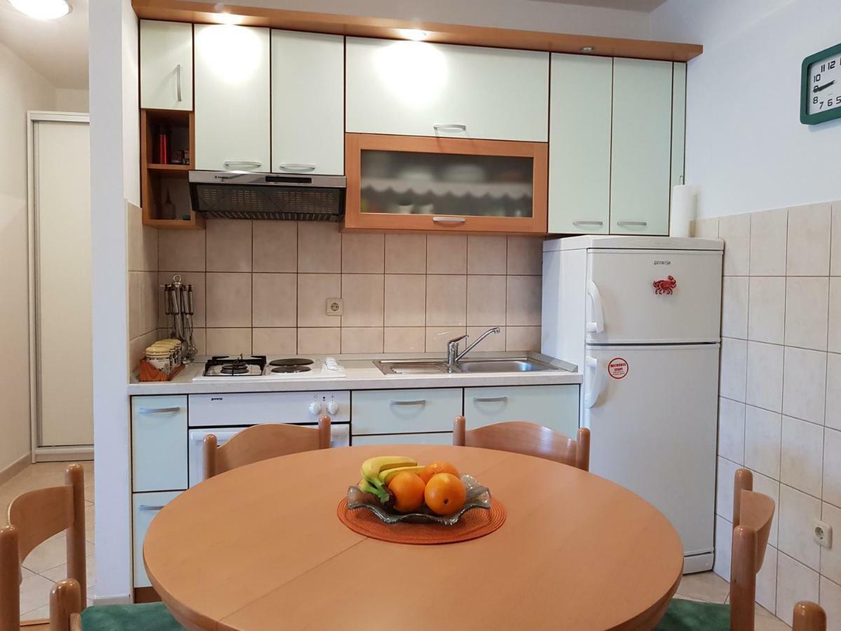 Apartment Smile Baška Voda エクステリア 写真